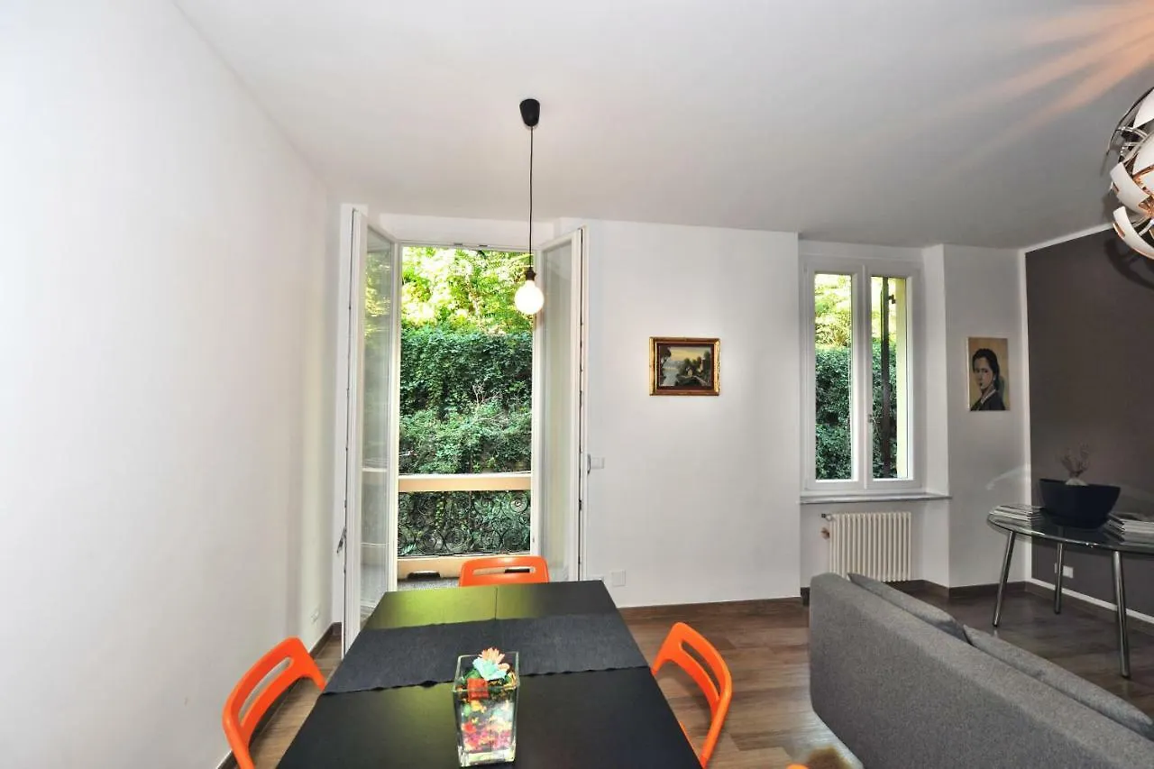 Apartment Heygenova Centro Genova Jb B&B Italy