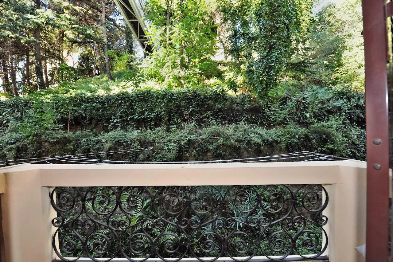 Apartment Heygenova Centro Genova Jb B&B